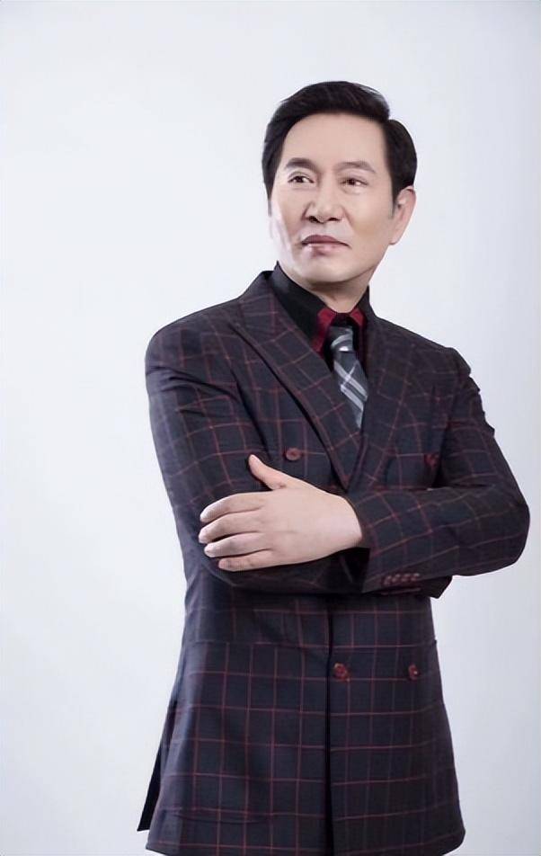 “坏人专业户”姚刚：一生无妻无子<strong></p>
<p>最新虚拟币认购网</strong>，如今53岁在千万豪宅一个人住