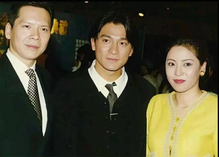 向太称曾借给刘德华4000万：没有打欠条<strong></p>
<p>美国原油交易时间</strong>，刘德华需要支付债务，那时候的他给不出那么多钱