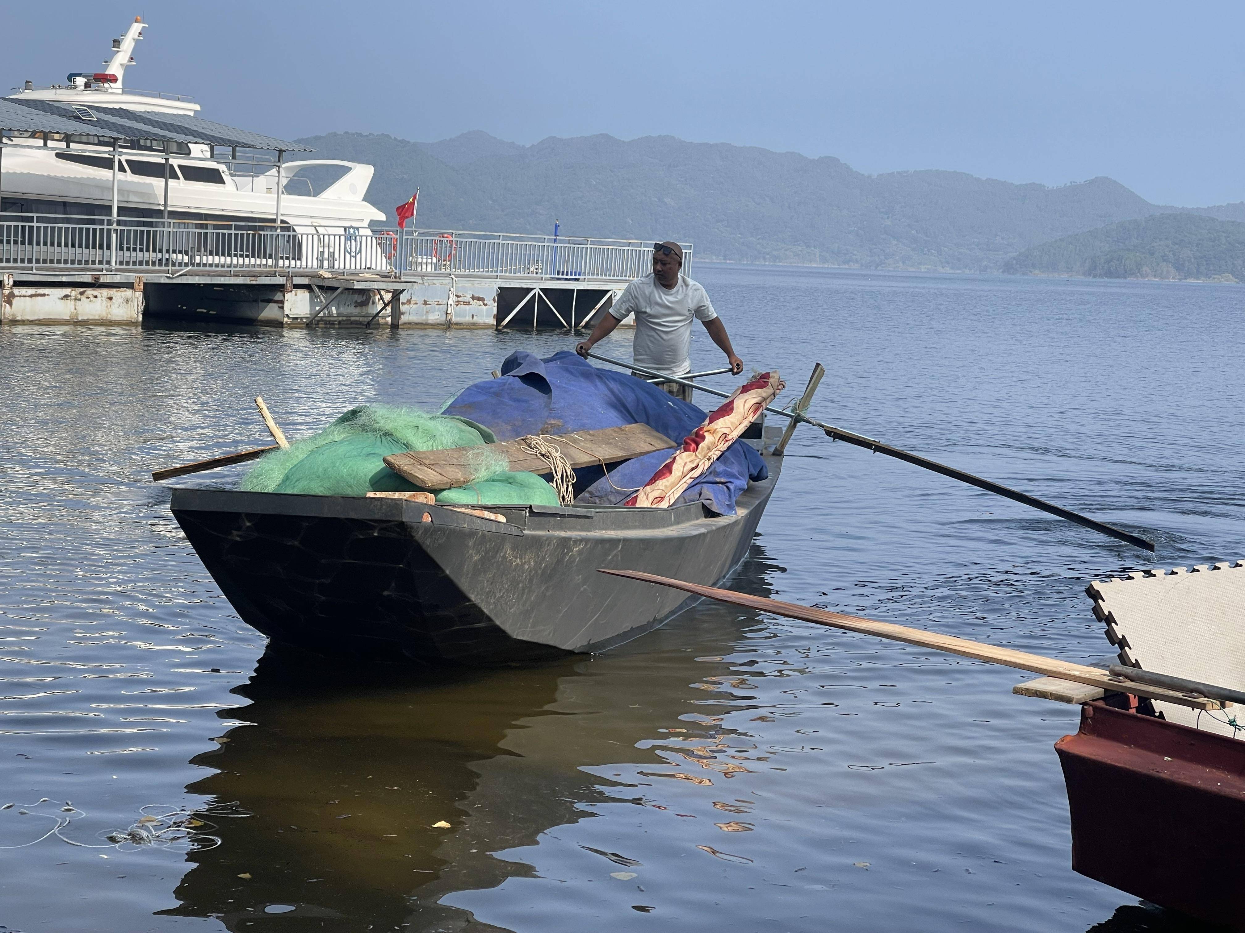 密云“水库鱼”将开捞：水面变宽水深了<strong></p>
<p>原油美女</strong>，捕捞比往年上难度