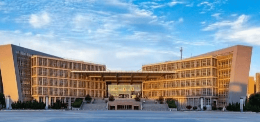 西北工业大学回应“学生证上印西安工业大学图书馆”：属实<strong></p>
<p>原油美女</strong>，错印的已全部收回，会替换地标建筑重新印发，错印原因还在调查中
