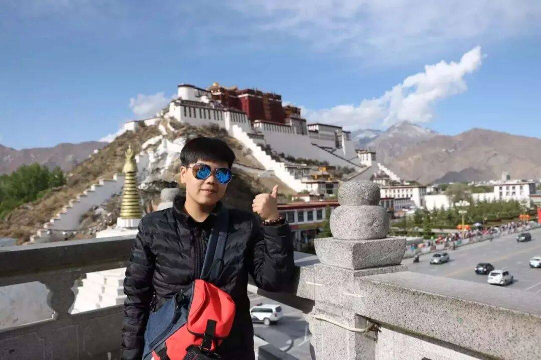 纸质火车票退场<strong></p>
<p>融原油</strong>，每道折痕里都藏着远方、爱情与山河记忆
