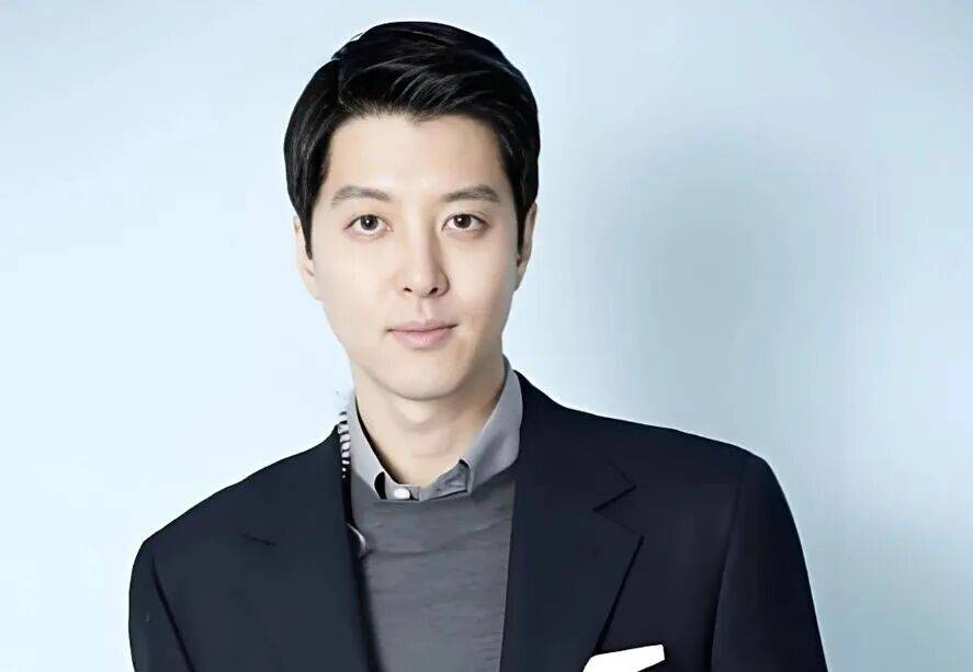 知名男演员自曝患罕见病<strong></p>
<p>切原油</strong>，“连呼吸都痛”