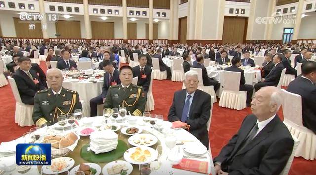 今年的国庆招待会<strong></p>
<p>切原油</strong>，有几个重要信息