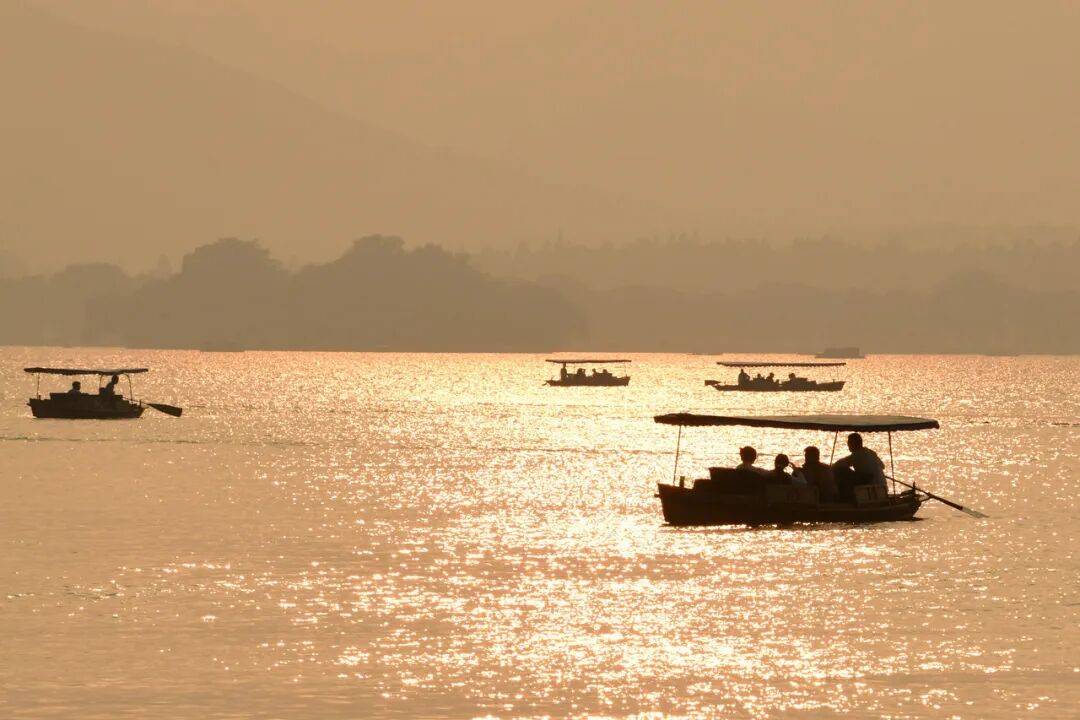 明起抵达浙江<strong></p>
<p>点差原油</strong>，接连3波！将现17℃