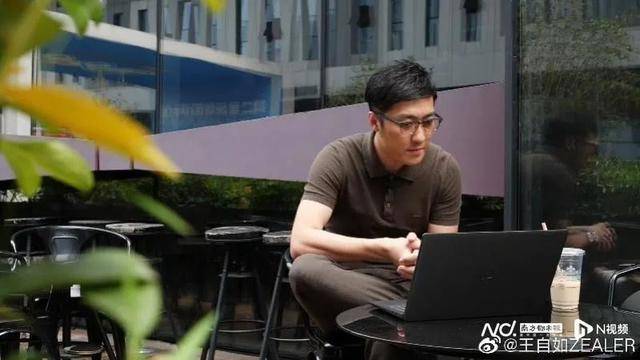 王自如曝格力高管工资7位数<strong></p>
<p>现货原油诈骗</strong>，再回应“不看工资条”
