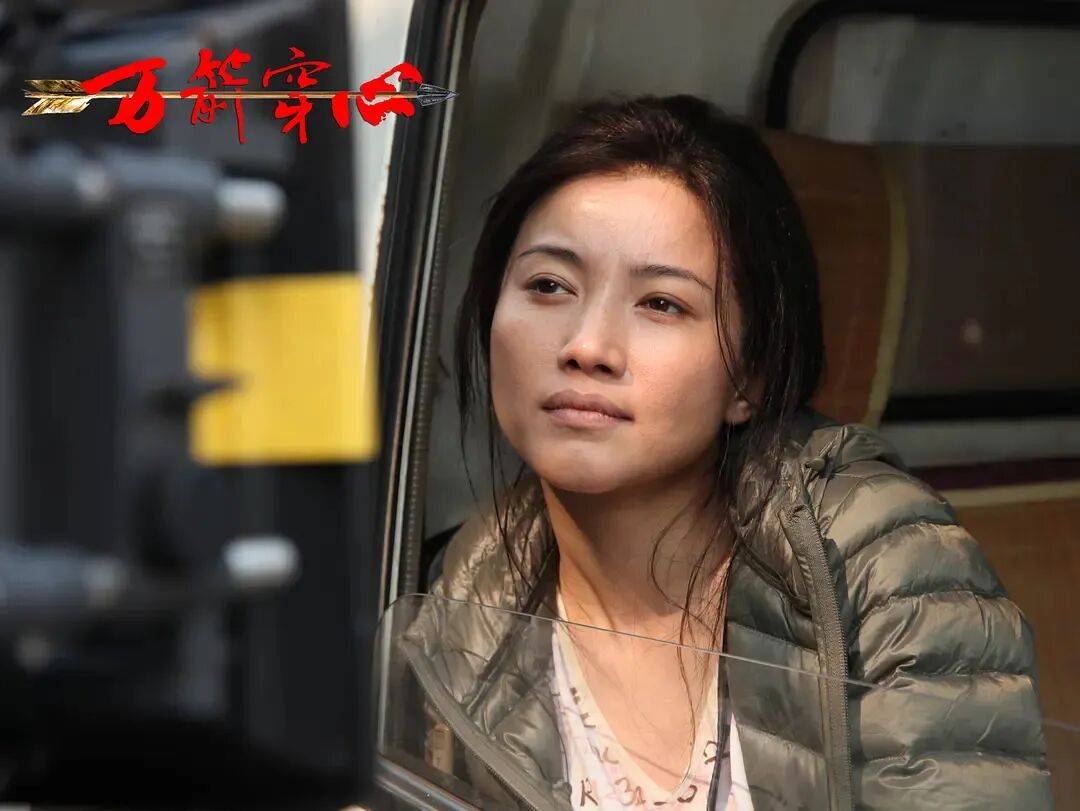 52岁影后颜丙燕公开小20岁男友：他知道我将步入更年期<strong></p>
<p>魔兽世界原油</strong>，已甜蜜相恋5年，两人出门必须手拉手