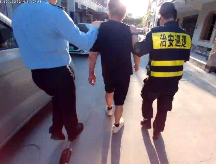 每月稳定收入8000多元却忍不住经常偷快递<strong></p>
<p>美原油06</strong>，上海一男子被刑拘