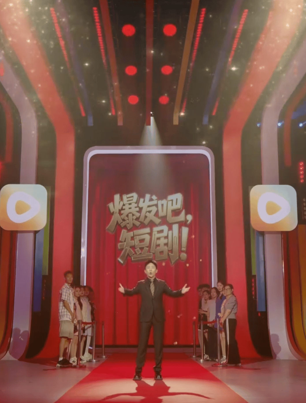 边看狗血剧情边种草“女主同款”<strong></p>
<p>美原油现货</strong>，短剧也开始变现了？