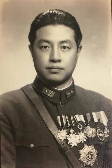 确认了<strong></p>
<p>布伦原油</strong>!是著名歌手刘若英的爷爷