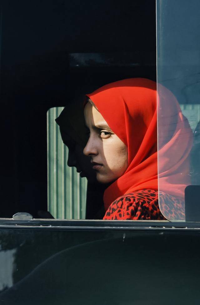 青年说 | 到中亚<strong></p>
<p>中原油田房产</strong>，奔赴一场激动人心的“探秘”