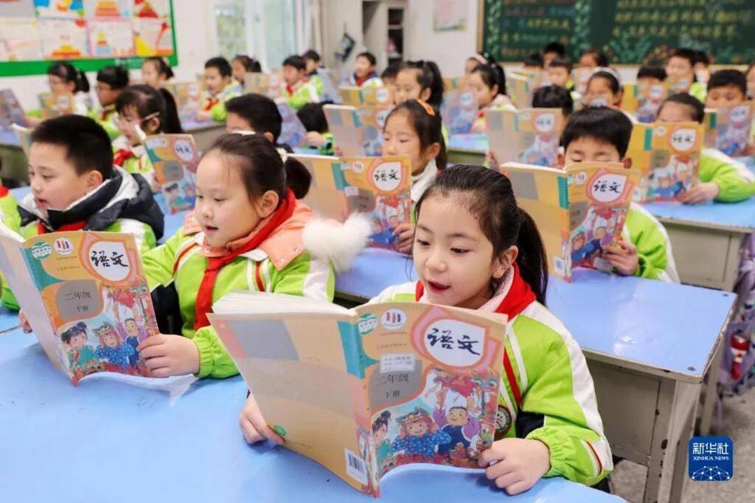 孩子们满嘴“包的”“666”<strong></p>
<p>中原油田房产</strong>,我们该怎么办?