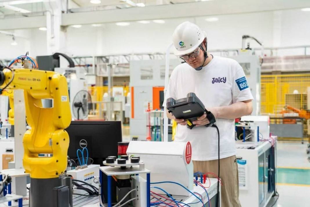 上海机器人系统运维选手集训有序推进<strong></p>
<p>中原油田房产</strong>,“破阵”指日可待