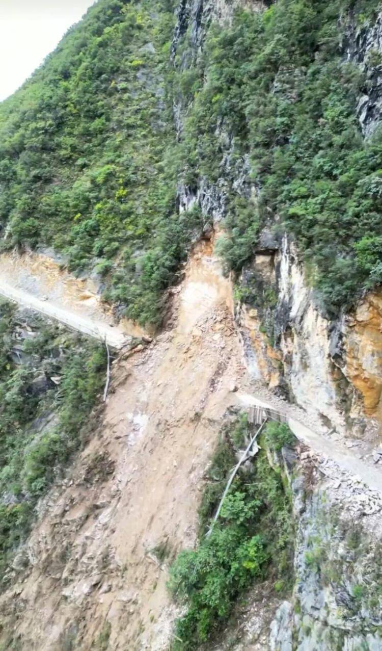 重庆网红“挂壁公路”垮塌<strong></p>
<p>中投证券易网厅</strong>,附近村民外出绕行已半月盼修复,当地:已完成排危,正在修