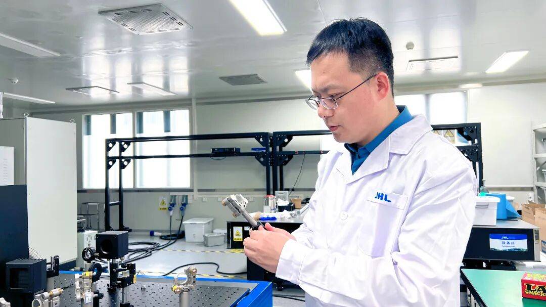 认真学习贯彻党的二十届四中全会精神<strong></p>
<p>中信证券无券可融</strong>!来听听他们怎么说