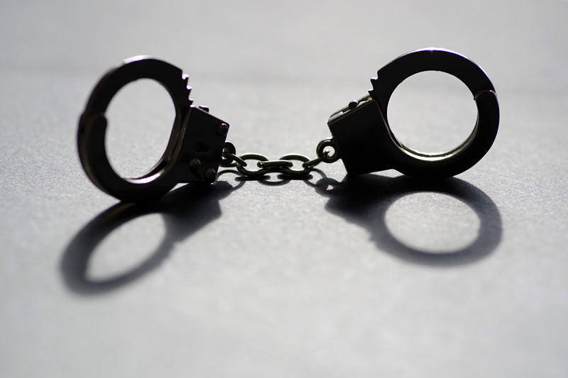 25岁男子欲出售父亲房产整容当网红<strong></p>
<p>广发证券手机版just</strong>,被说教后20多刀弑父 曾遭父亲家暴,获无期徒刑