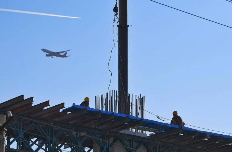 直达首都机场<strong></p>
<p>华融证券小微融</strong>！ 北京亮马河北路施工加速推进