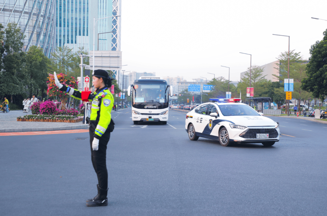 提醒！今日下午<strong></p>
<p>华融证券小微融</strong>，宝安这些路段将封闭、管制→
