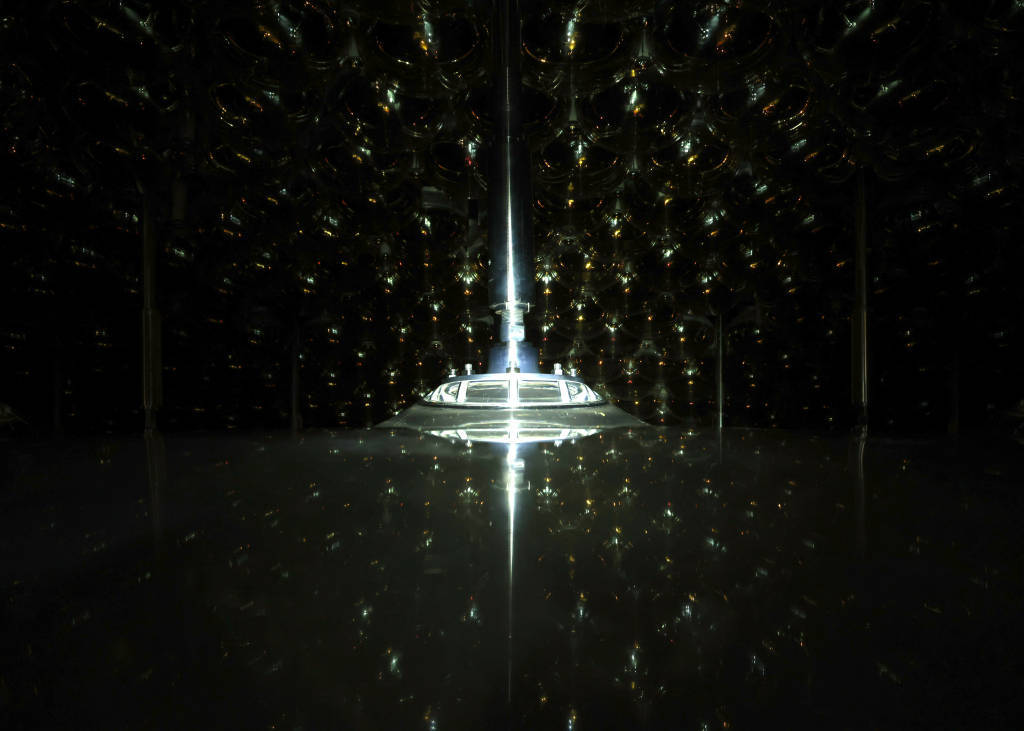 镜头内外|地下700米<strong></p>
<p>华融证券小微融</strong>,国之重器捕捉“幽灵粒子”