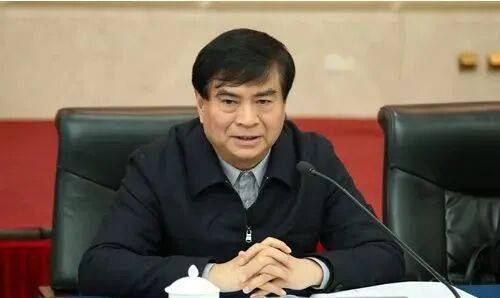 退休7年后被查<strong></p>
<p>华融证券小微融</strong>,江西省人大常委会原副主任洪礼和被提起公诉