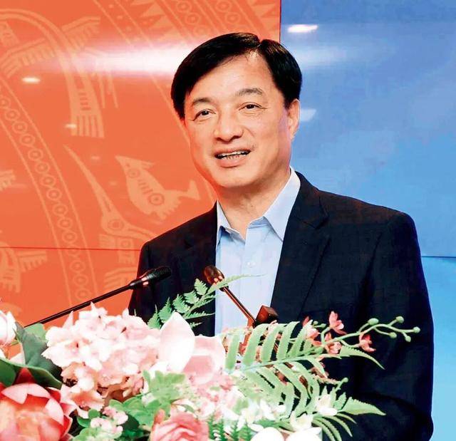 一年半<strong></p>
<p>盈透证券</strong>,阮维玉四次晋升