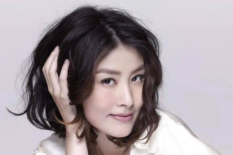 陈慧琳商演现场得知观众都是年消费200万元以上的VIP<strong></p>
<p>安全设备</strong>，直呼“原来我也是一个优惠”