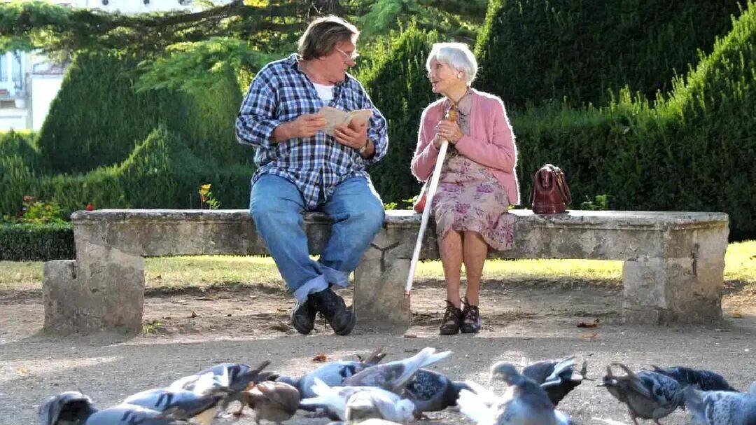 第一批丁克老后<strong></p>
<p>安全设备</strong>,“伴侣能陪一程,但最后都要靠自己”