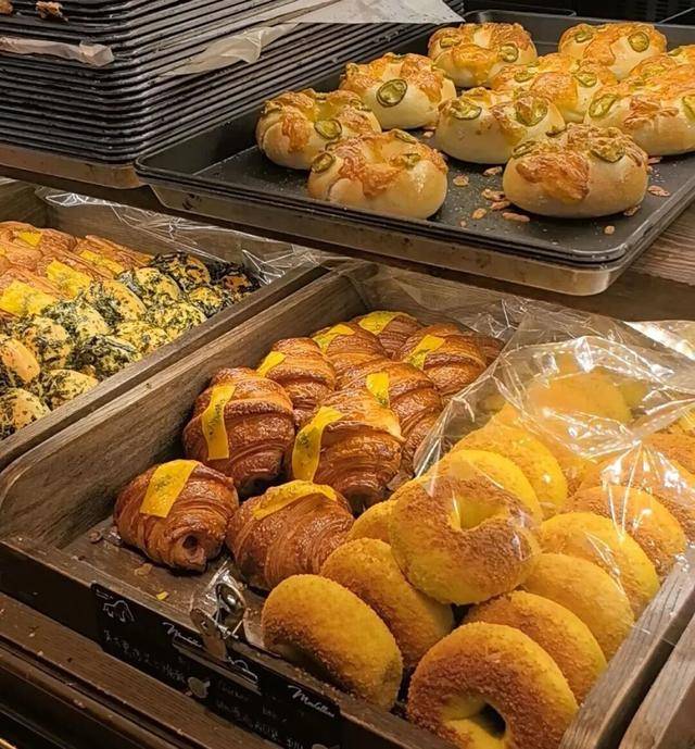 30元的蛋挞、50元的吐司……面包咋越来越贵<strong></p>
<p>恒生电子证券事业部</strong>?