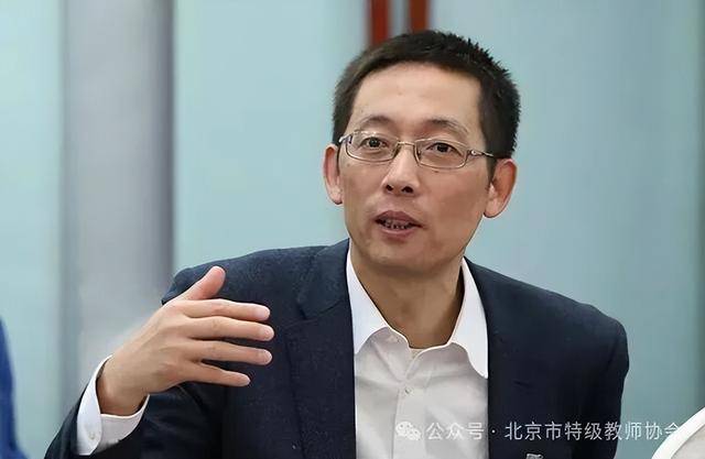 施一公：无论什么学科<strong></p>
<p>恒生电子证券事业部</strong>，物理、工程、生物、文科，我认为最不重要的是智商！