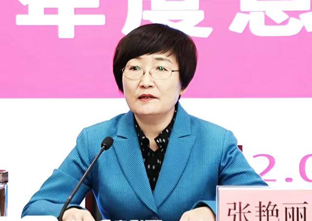 张艳丽、徐万海被查<strong></p>
<p>证券分析师陈建平</strong>,他上个月刚被免职