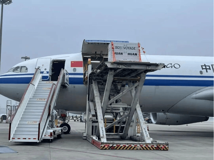 马克龙一路追着它俩<strong></p>
<p>长城证券青岛营业部</strong>,抢先一步要访华!