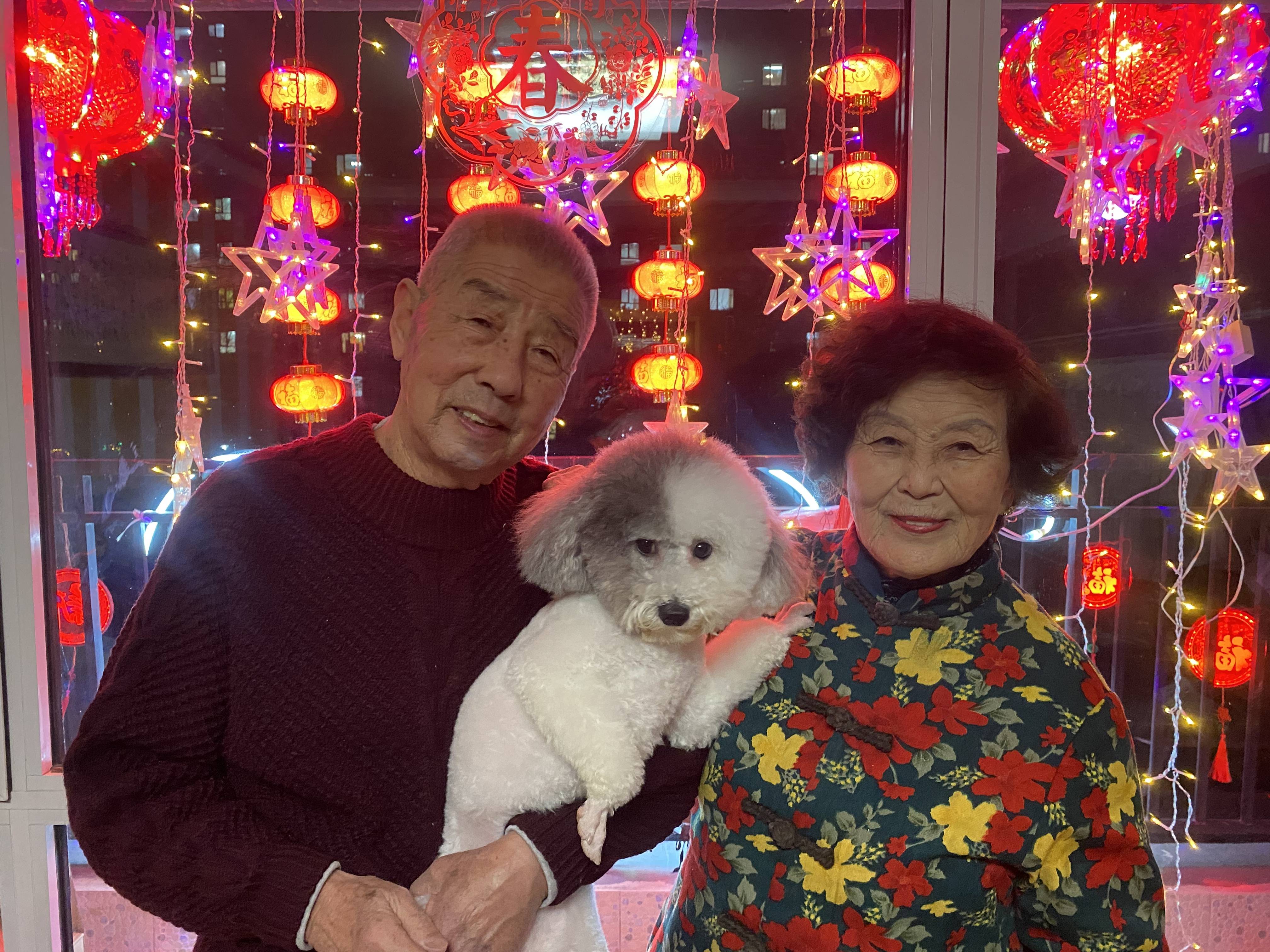 女子晒照对比奶奶自爷爷去世9个月后变化:再也不是时髦的老太太了<strong></p>
<p>华西证券工作怎么样</strong>,评论区泪目