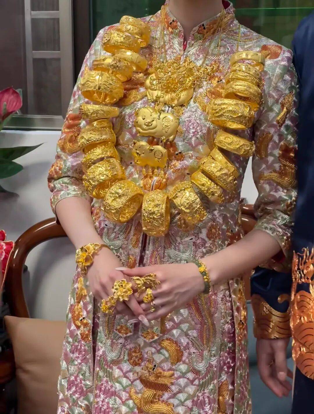 潮汕老板卖0.1克黄金<strong></p>
<p>中航证券昆明营业部</strong>,今年已进账62亿