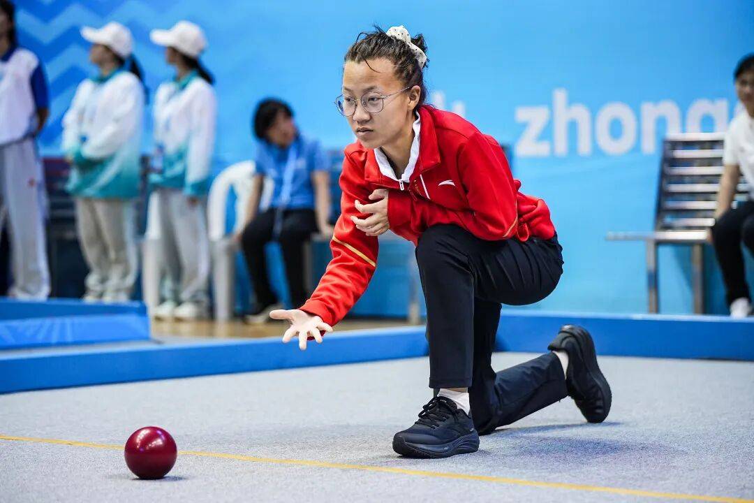 喜报:<strong></p>
<p>中航证券昆明营业部</strong>我市特奥滚球队在全国残运会上斩获1金1银5铜