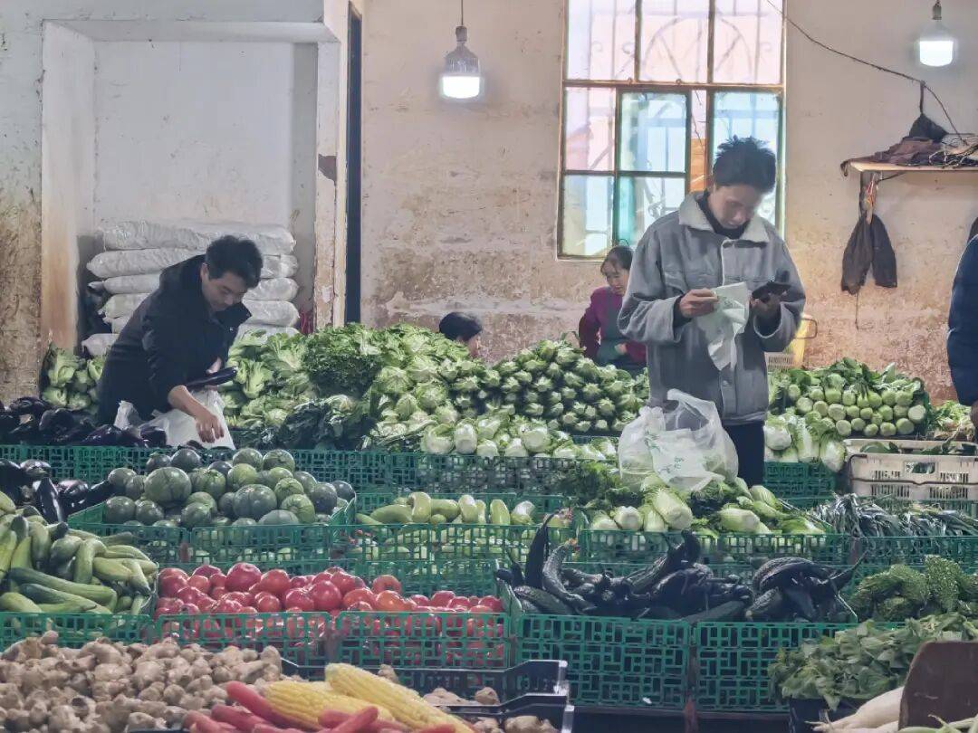 价格飙升至70元/公斤<strong></p>
<p>华西证券交易行情</strong>！很多昆明人家中必备……