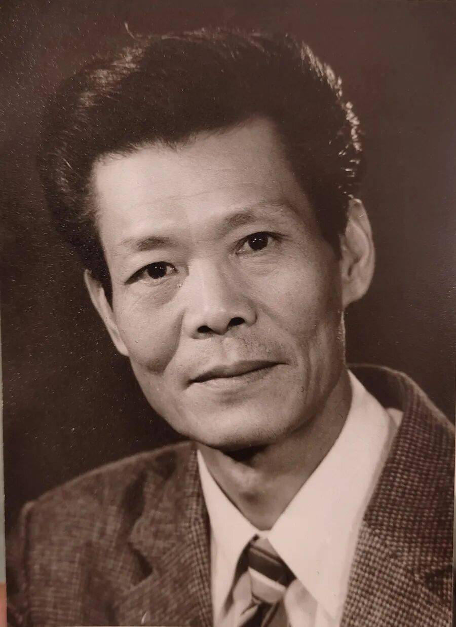 哀悼！上海著名导演逝世<strong></p>
<p>杭州证券公司校园招聘</strong>，曾创造中国悬疑片票房奇迹