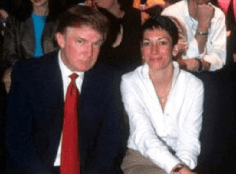 “这次飞行中,就三个人,爱泼斯坦、特朗普、20岁女性”