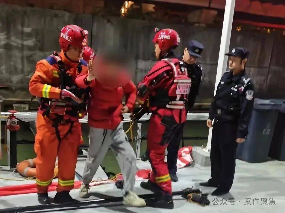 骗了别人18万元<strong></p>
<p>金融界和证券之星</strong>，上海一男子凌晨站在黄浦江边“想抽最后一支烟”