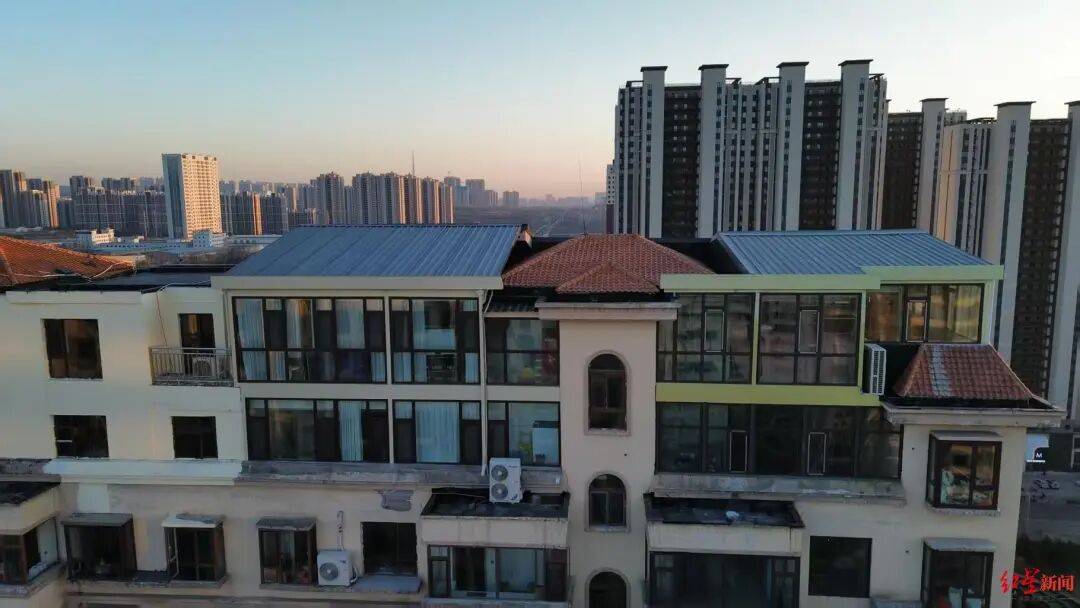 山西一小区被曝多个顶楼住户违规加盖房屋：有的甚至修建成阁楼<strong></p>
<p>太平洋证券swot分析</strong>，致几十户房子墙面裂缝